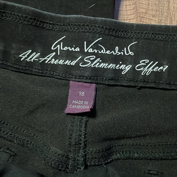 Black Gloria Vanderbilt Jean leggings - Picture 3 of 4